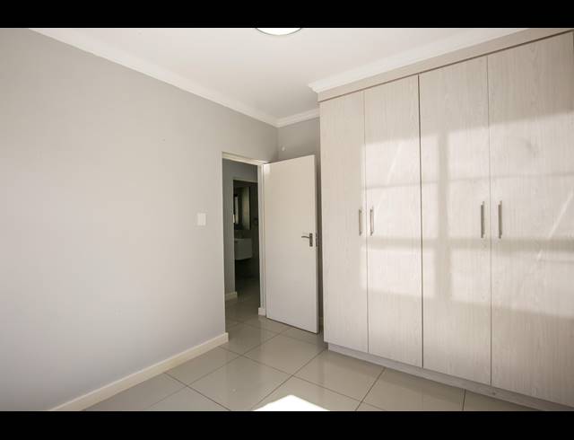 3 BEDROOM APARTMENT TO LET IN WILGEHEUWEL